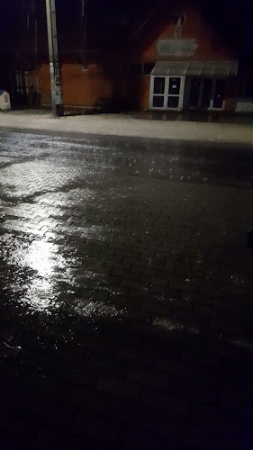 Opinii despre Muskátli Vendéglő în Balatonfenyves - Vendéglátás