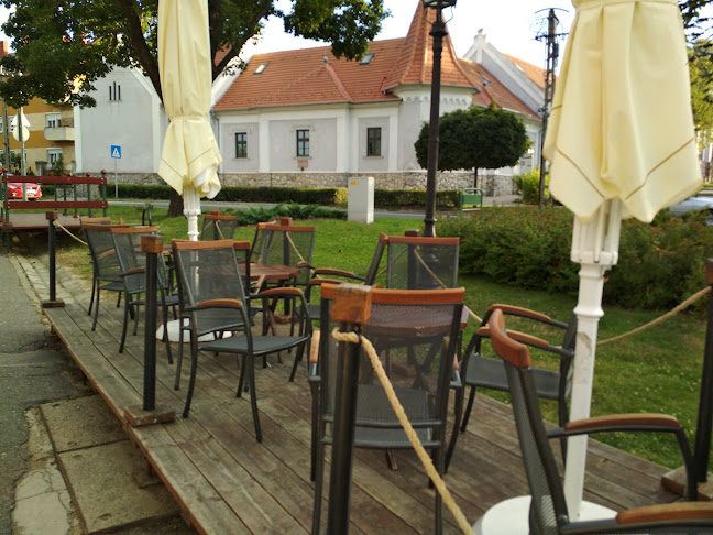 Monostor Falatozó, Hamburgerező - Zirc