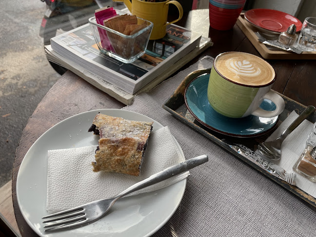Monsoon coffee&more - Vendéglátás