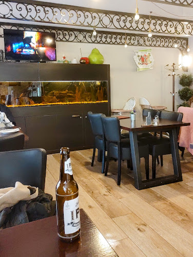 Forum Bistro -étterem,pizza,hamburger, street food, hot-dog