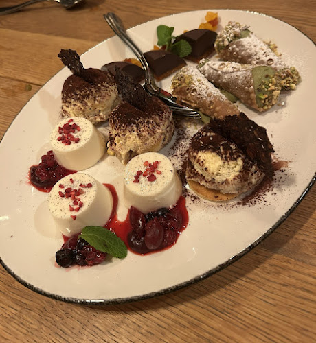 Tom George Osteria - Vendéglátás