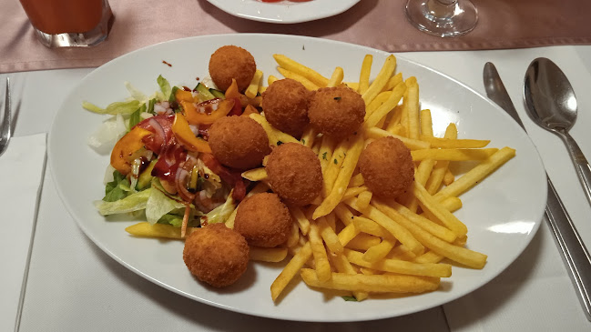 Két Bagoly Fogadó és Étterem - Vendéglátás