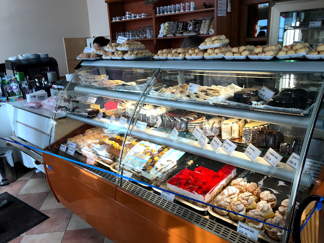 Randevú Cukrászda - Bicske