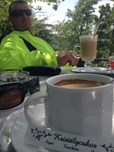 Kerékbár Zebegény - Zebegény