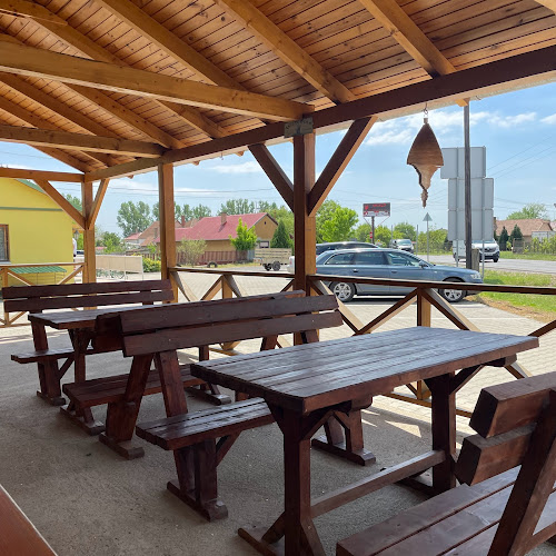 Opinii despre Bahama Kézműves Fagyizó în Újfehértó - Vendéglátás