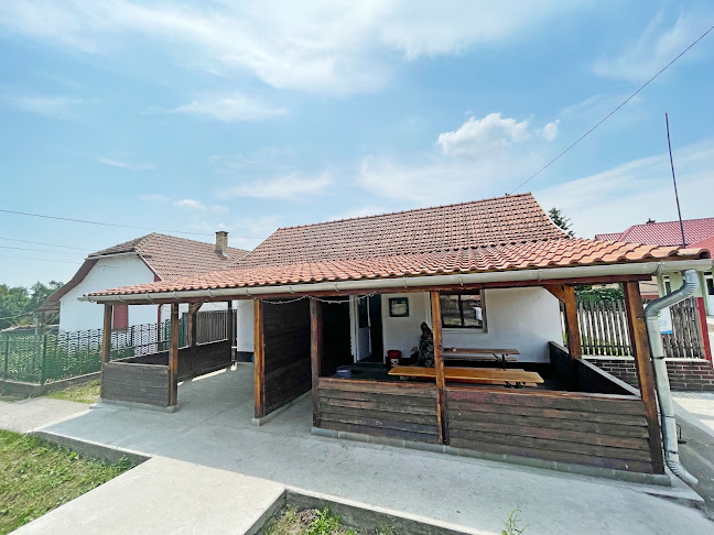 Opinii despre Kiskocsma în Újszentmargita - Vendéglátás