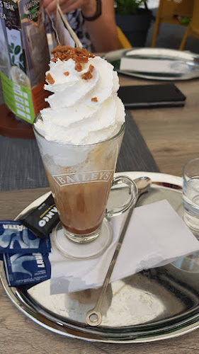 Tópart Café - Vendéglátás