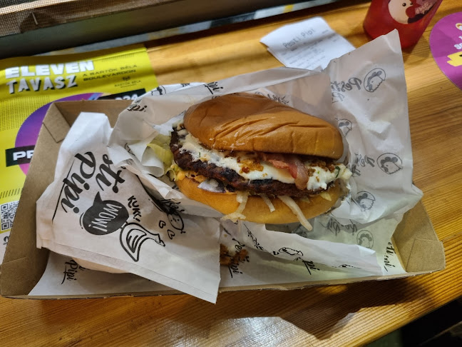 Comentarii opinii despre Pesti Pipi Móricz