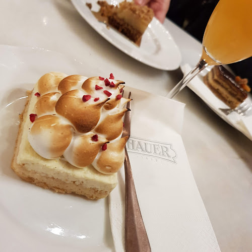 Comentarii opinii despre Hauer cukrászda és kávéház