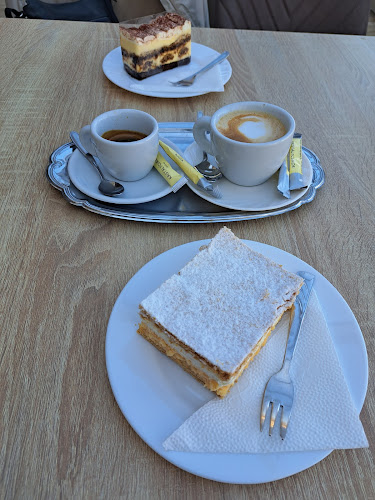 Comentarii opinii despre Maródi Cukrászda Kft