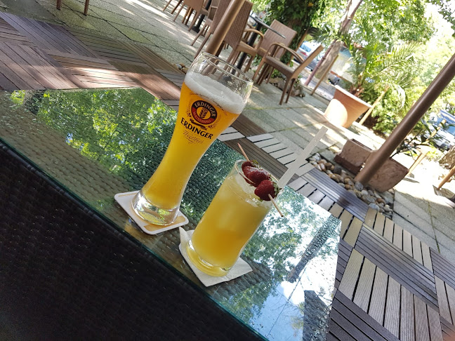 Siófok, Mártírok útja 8, 8600