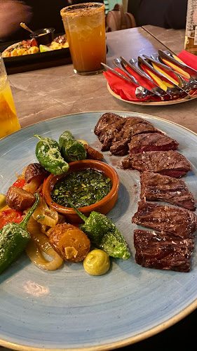 Comentarii opinii despre La Movida Bar & Restaurant