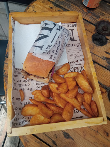 Opinii despre Wunder Bár în Székesfehérvár - Vendéglátás