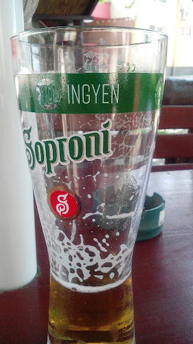 Esztergom, Bem tér 1, 2500