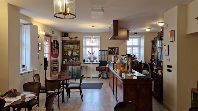 Pálinka Patika - Bár és Kávézó