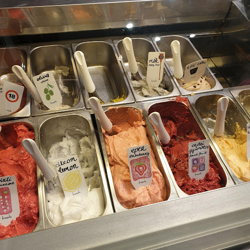 Opinii despre Fragola Gelateria în Budapest - Vendéglátás