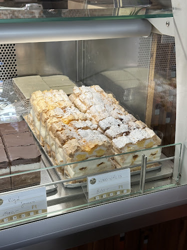 Kis Édes Cukrászda és Kávéház - Vendéglátás