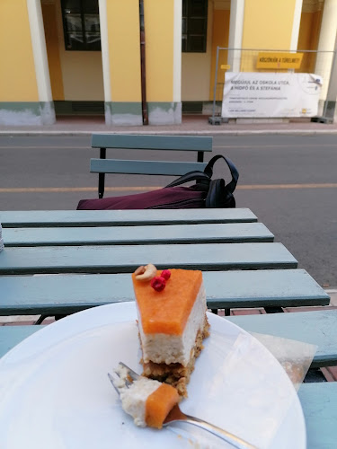 Szeged, Oskola u. 27, 6720