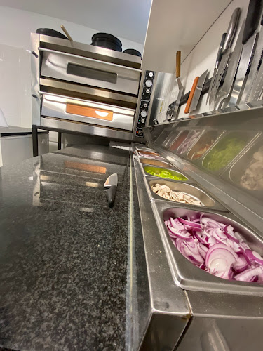 Opinii despre Forest pizzeria & bar în Sarkad - Vendéglátás