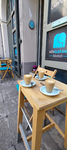 Comentarii opinii despre Kék Elefánt Kávézó
