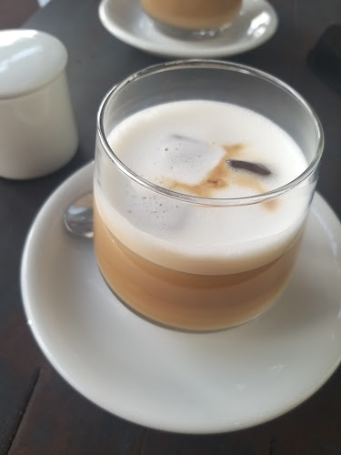 Opinii despre Bányai By Beans coffee în Budapest - Vendéglátás