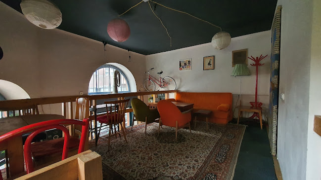 Móka Kávézó - Vendéglátás