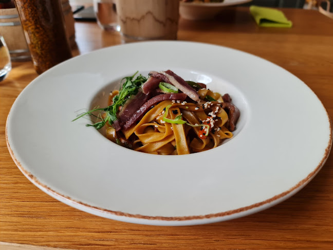 Comentarii opinii despre Apátúr Sörház