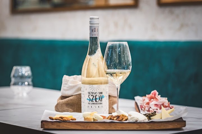 Zalaegerszeg, Petőfi Sándor u., 8900