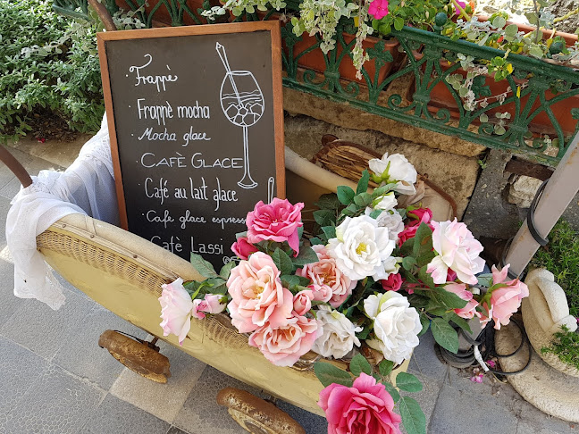 Opinii despre C'est La Vie Café în Páty - Vendéglátás