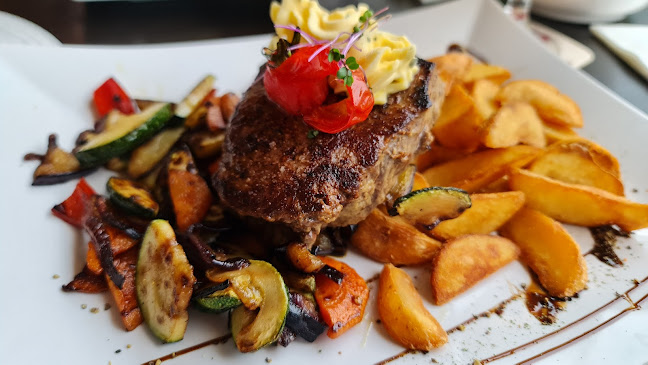 Kistehén Burger Étterem - Balatonszárszó