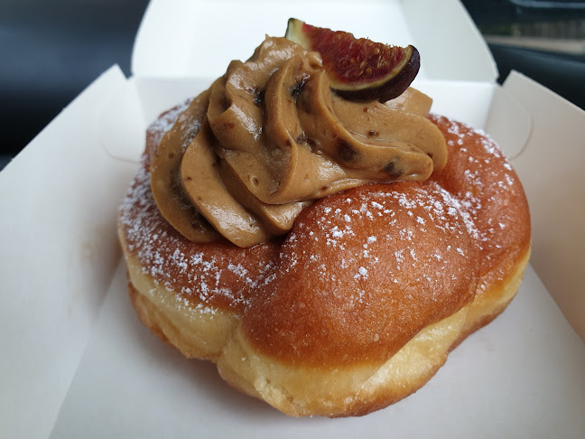 Opinii despre Bomboloni în Budapest - Vendéglátás