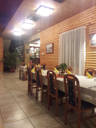 Santos Étterem és Panzió - Vendéglátás