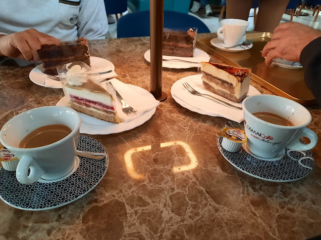 Tácsik Pékség-Cukrászda