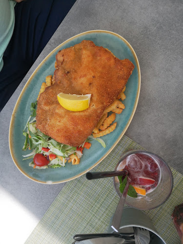 Comentarii opinii despre Tópart Bisztró