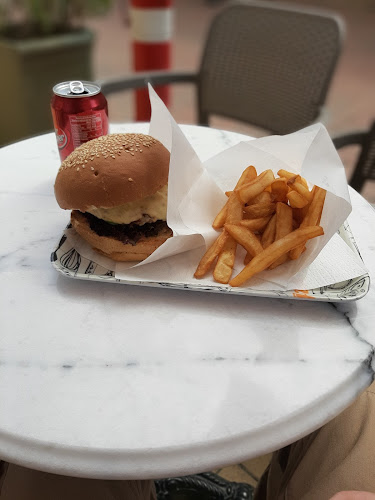 Comentarii opinii despre Fülke Burger