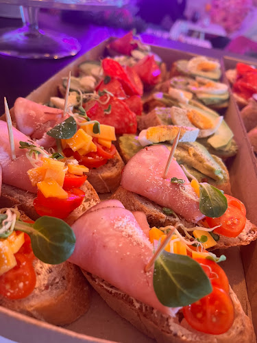 Comentarii opinii despre Süti Café