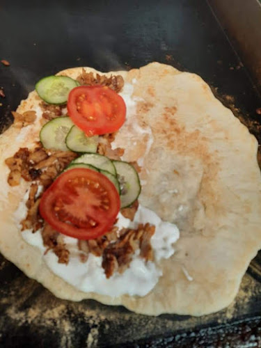 Kistarcsa, Óázis üzletház, Deák Ferenc u. 2-1 em, 2143