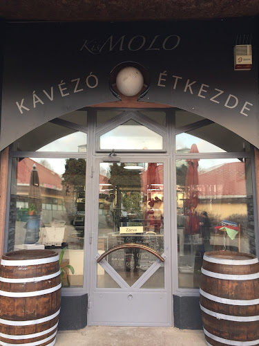 Kis Molo Kávézó Étkezde