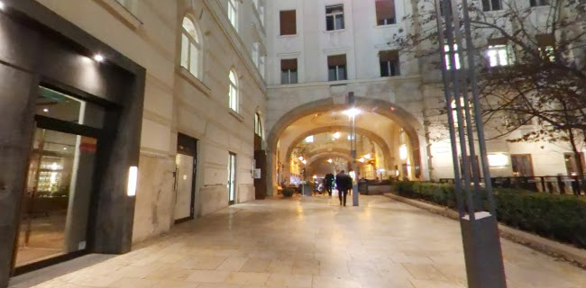 Comentarii opinii despre Babel Budapest Restaurant