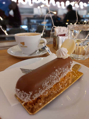 Cziniel Cukrászda és Találkozóhely - Budapest