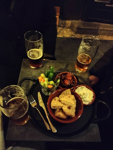 Comentarii opinii despre Fekete Kutya