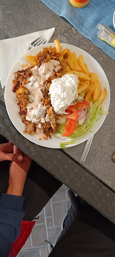 Pyrgos Taverna - Vendéglátás