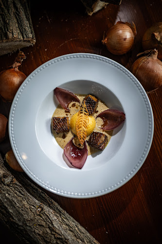 Opinii despre Trattoria Pomo D'Oro în Budapest - Vendéglátás