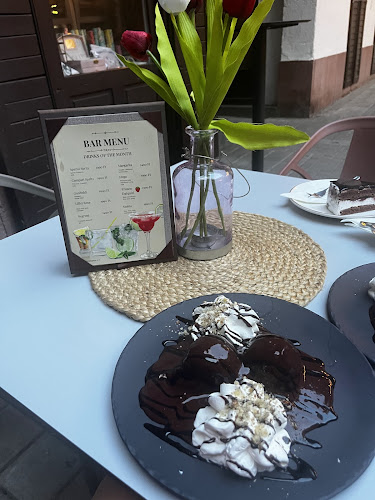 Bécsi Kávéház és Cukrászda Kft - Sütemények, torták. - Vendéglátás