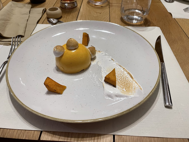 Opinii despre Kozárdi Vadvirág Étterem-Panzió în Kozárd - Vendéglátás