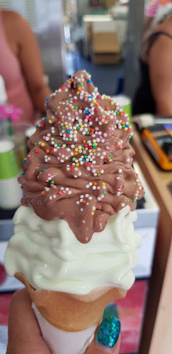 Opinii despre Dolce Vita Fagyizó în Monor - Vendéglátás