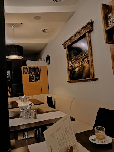 Jászberény, Lehel vezér tér 15, 5100