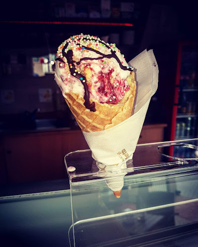 Comentarii opinii despre Tóparti Fagyizó