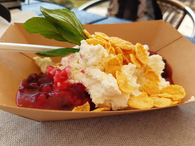 Parkoló büfé - Vendéglátás