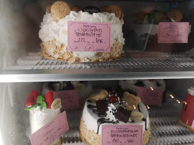 Opinii despre Vanilin Cukrászda în Budapest - Vendéglátás